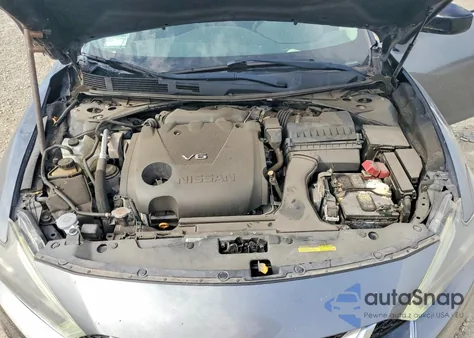 2017 Nissan Maxima 3.5S z USA, uszkodzony, nr VIN 1N4AA6AP1HC440941